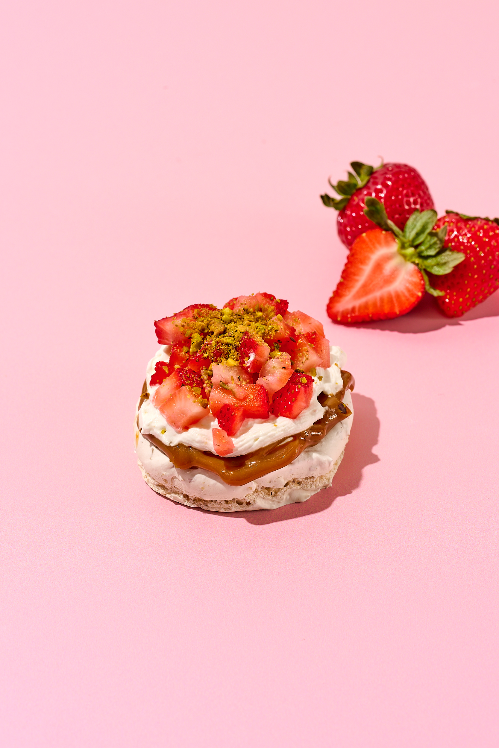 Pavlova strawberry